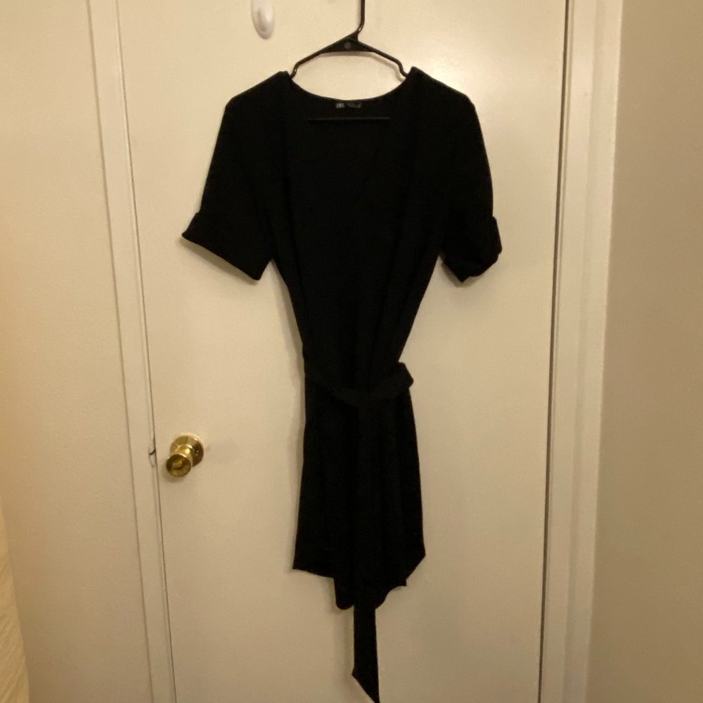 Classy black belted Zara dress (L)
